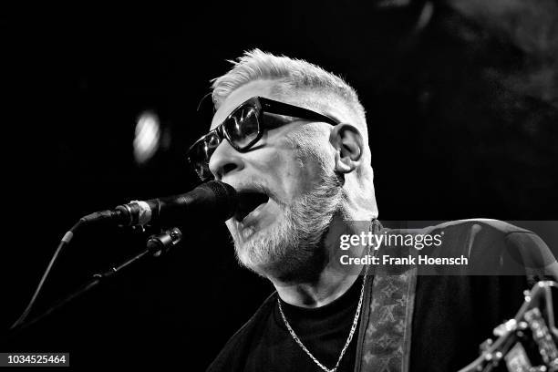 Everlast Rapperg Everlast (Singer) Photos and Premium High Res Pictures - Getty Images