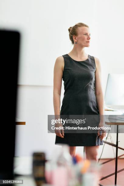 portrait of startup business owner - sleeveless dress stock pictures, royalty-free photos & images