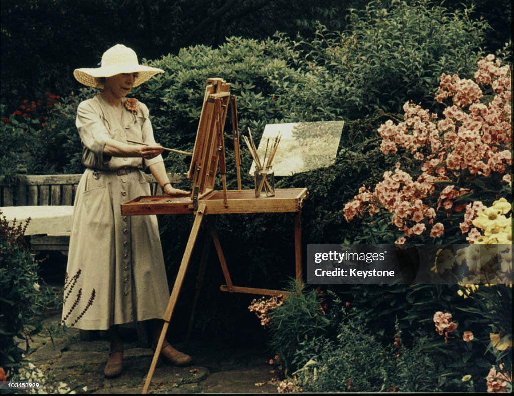 Queen Elisabeth Of Belgium Painting