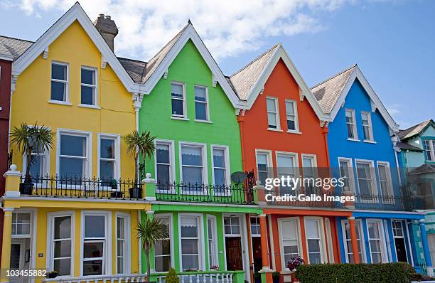 colorful seaside houses, whitehead, county antrim, northern ireland - county antrim 個照片及圖片檔
