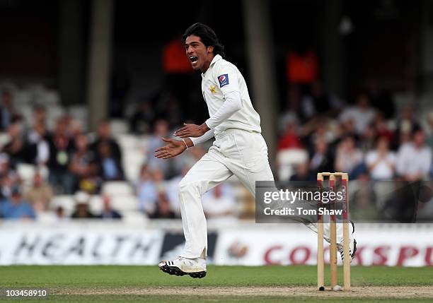 Mohammad Amir of Pakistan celebrates the wicket of Andrew Strauss of England during day two of the npower 3rd Test Match between England and Pakistan...