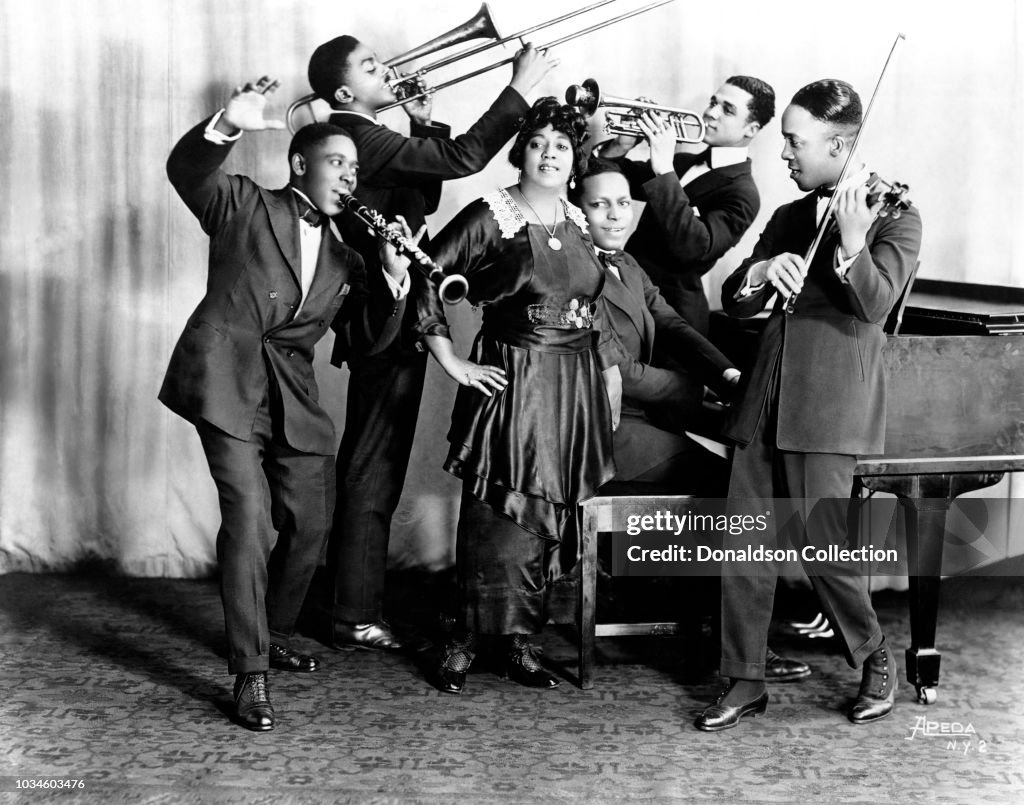 Mamie Smith And Her Jazz Hounds