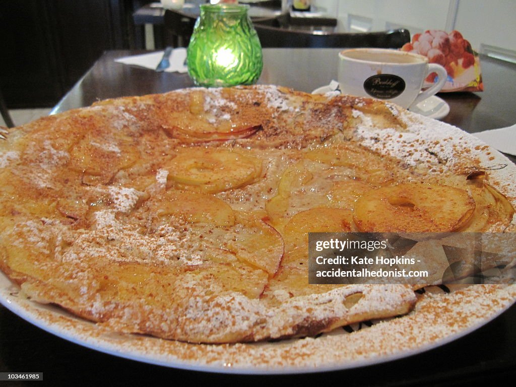 Dutch Apple Pancake