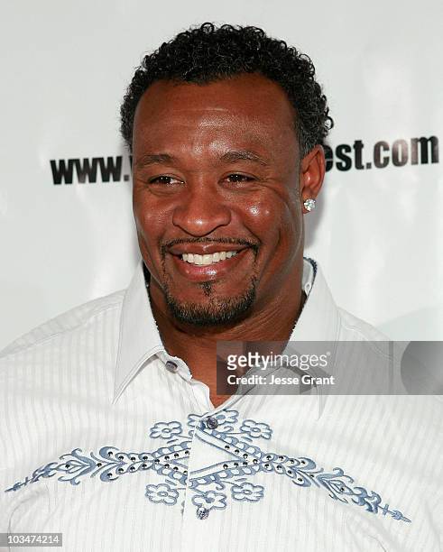 Willie McGinest attends the First Annual Super Bowl Pre-Party Hosted by Willie McGinest at Capitol City on February 6, 2010 in Los Angeles,...