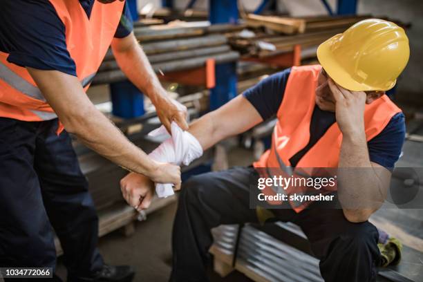 Metal File Injuries 21,335 Workplace Injuries Stock Photos, High-Res Pictures, and Images ...