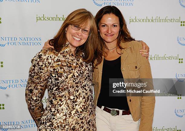 Cevin Cathell 44 Cevin Cathell Stock Photos, High-Res Pictures, and Images - Getty Images