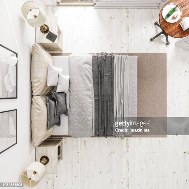 classica camera da letto scandinava dalla vista dall'alto - letto matrimoniale foto e immagini stock