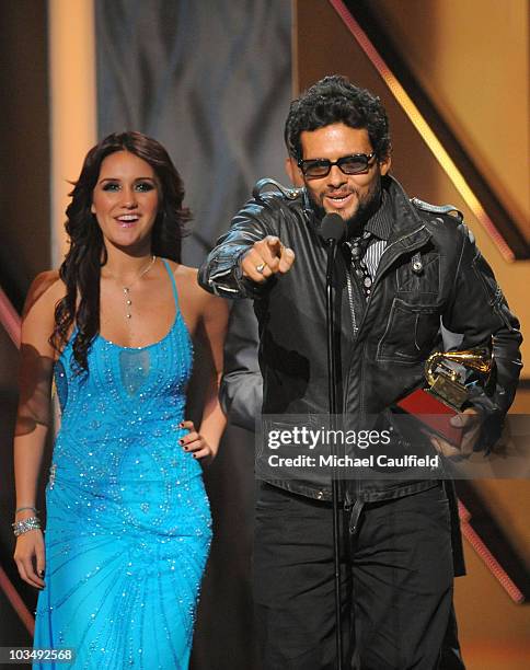 Delce Ranosa 54 Dulce Rosa Stock Photos, High-Res Pictures, and Images - Getty Images
