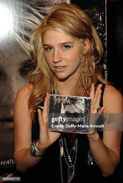 Singer Ke$ha aka Ke$ha attends her in store appearance at Hot Topic on January 9, 2010 in Hollywood, California.