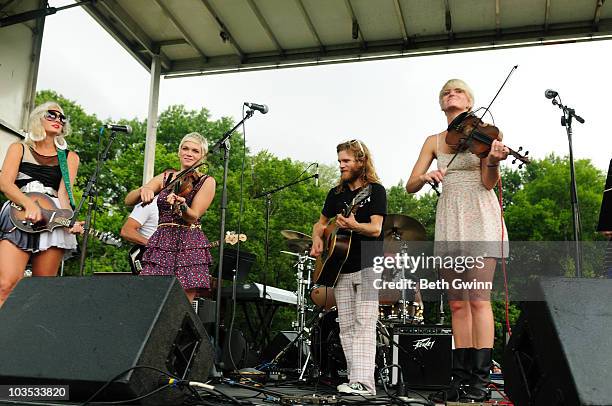 Frank Rische 23 Amber Dawn Rische Stock Photos, High-Res Pictures, and Images ...