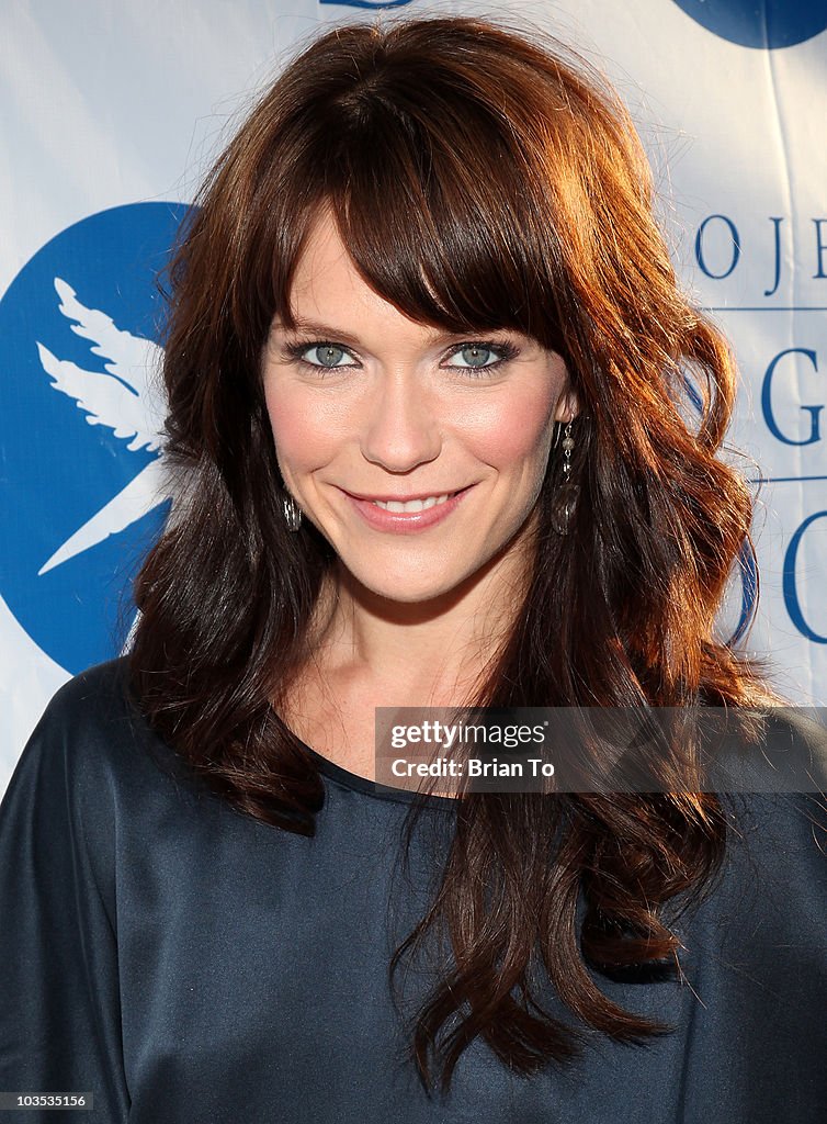 Katie Aselton attends Angel Awards 2010 on August 21, 2010 in Los