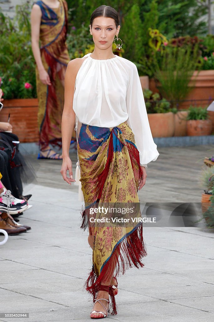 Bella Hadid walks the runway at the Oscar De La Renta Ready to Wear ...