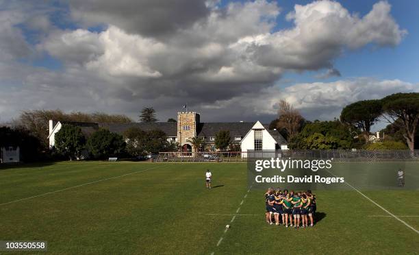 Wallaby players gather during an Australian Wallabies training session Bishops High School on August 23, 2010 in Cape Town, South Africa.