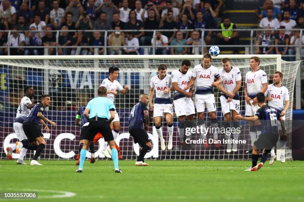 Matteo Politano of Inter Milan shoots from a free kick during the Group B match of the UEFA Champions League between FC Internazionale and Tottenham...