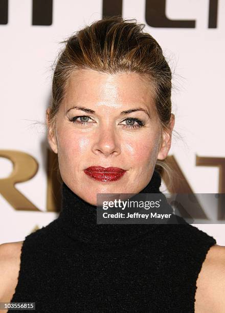 Actress Beth Toussaint Coleman arrives at The Weinstein Company premiere of "The Great Debaters" at ArcLight Cinemas on December 11, 2007 in...