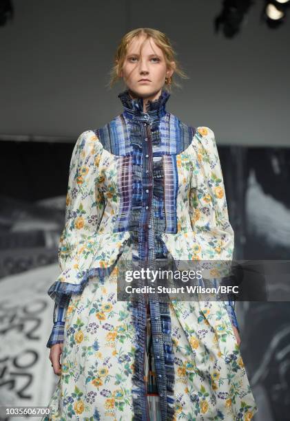 Model walks the runway at the On|Off show during London Fashion Week September 2018 at the BFC Show Space on September 18, 2018 in London, England.