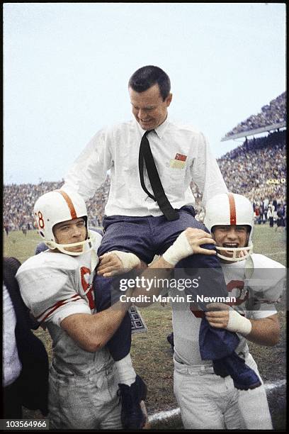 Texas head coach Darrell Royal victorious after defeating Oklahoma. Dallas, TX CREDIT: Marvin E. Newman