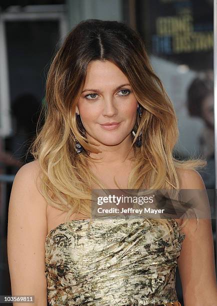 Actress Drew Barrymore arrives at the "Going The Distance" Los Angeles Premiere at Grauman's Chinese Theater on August 23, 2010 in Los Angeles,...