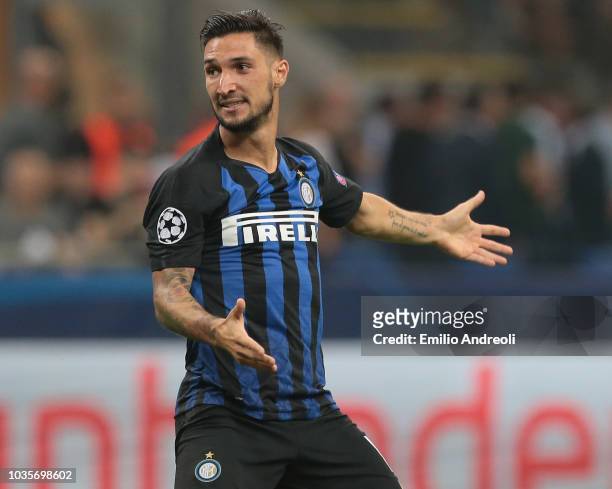 Matteo Politano of FC Internazionale gestures during the Group B match of the UEFA Champions League between FC Internazionale and Tottenham Hotspur...