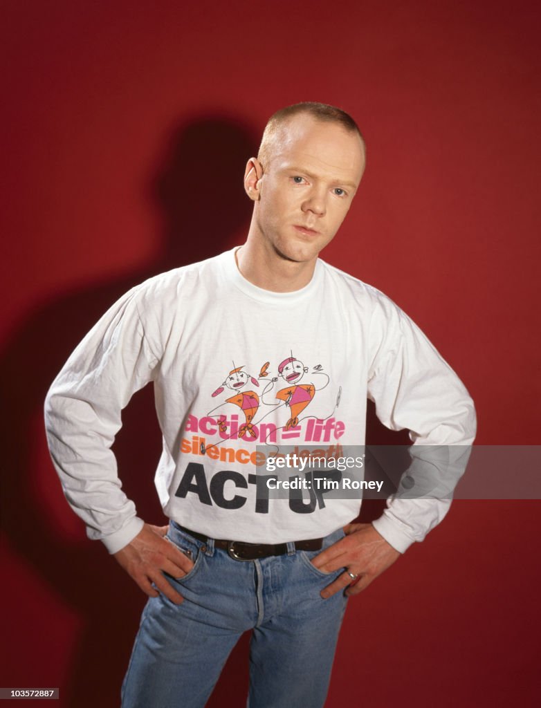 Jimmy Singer Scottish singer Jimmy Somerville, circa 1995. He is wearing a T-shirt ...
