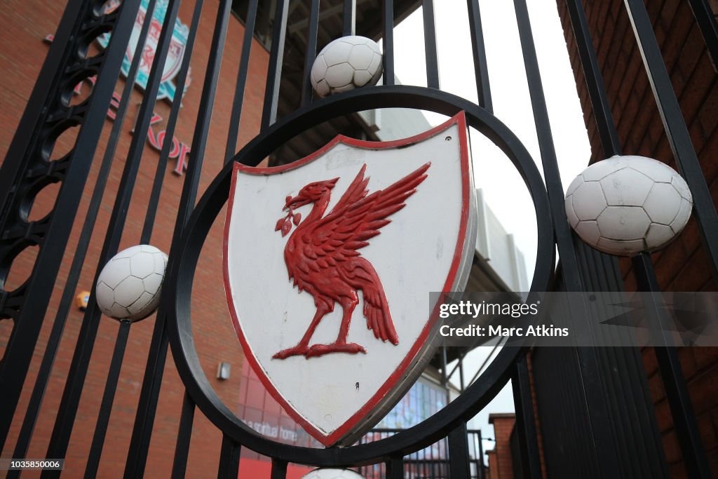 Liverpool v Paris Saint-Germain - UEFA Champions League Group C