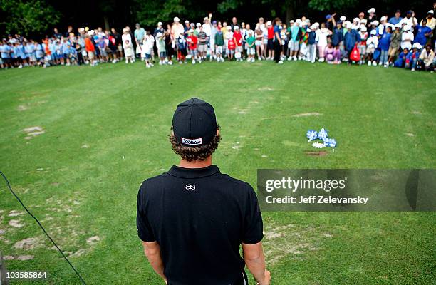 Tour golfer Adam Scott conducts a golf clinic for young people at Ridgewood Country Club on August 24, 2010 in Paramus, New Jersey.