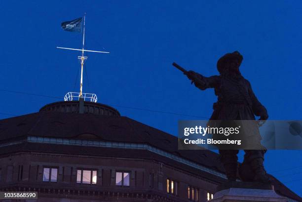 Flag flies above the Danske Bank A/S finance center in Copenhagen, Denmark, on Tuesday, Sept. 18, 2018. Danske Bank A/S Chief Executive...