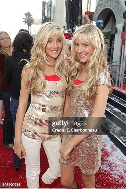 Becky Rosso and Milly Rosso at the Premiere of Warner Bros. "FRED CLAUS" at Grauman's Chinese Theatre on November 3, 2007 in Los Angeles, California.