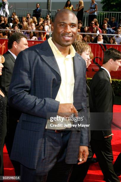 Player Brandon Jacobs arrives at the 2008 ESPY Awards held at NOKIA Theatre L.A. LIVE on July 16, 2008 in Los Angeles, California. The 2008 ESPYs...