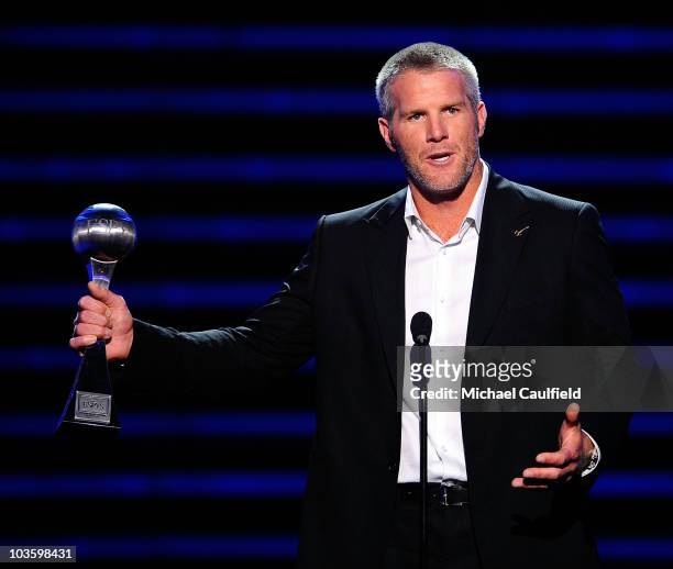 Player Brett Favre accepts the 'Best Record-Breaking Performance' onstage at the 2008 ESPY Awards held at NOKIA Theatre L.A. LIVE on July 16, 2008 in...