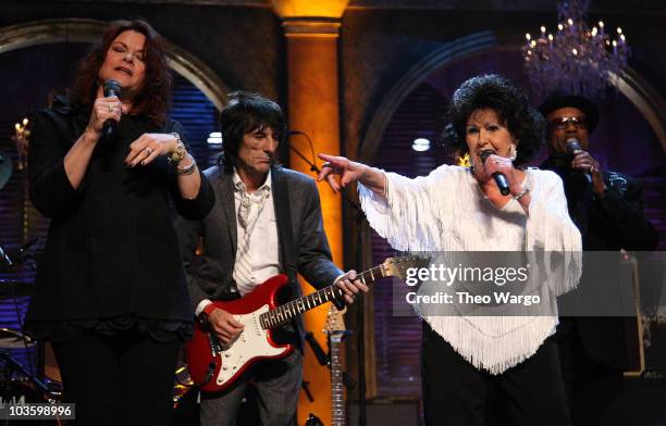 Rosanne Cash, Ronnie Wood, Wanda Jackson and Bobby Womack perform onstage during the finale at the 24th Annual Rock and Roll Hall of Fame Induction...