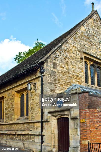 sir isaac newton's school - blue plaque stock pictures, royalty-free photos & images