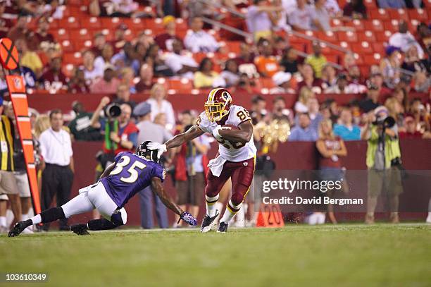 Washington Redskins Fred Davis in action vs Baltimore Ravens during preseason game. Washington, DC 8/21/2010 CREDIT: David Bergman