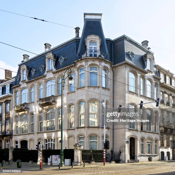 Hotel Vandenbroack, 176-178 Avenue Brugmann/177-179 Avenue Moliere, Brussels, c2014-c2017. Designed by Paul Vizzavona: 1908. White stone facade in...