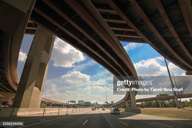 dallas roadways - texas road stock pictures, royalty-free photos & images