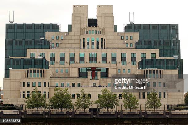 General view of the headquarters of the British Secret Intelligence Service, also known as MI6, in Vauxhall on August 25, 2010 in London, England....