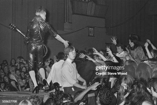 Mitch Ronson 672 Mick Ronson Photos & High Res Pictures - Getty Images