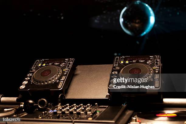 68,849 Dj Equipment Photos and Premium High Res Pictures - Getty Images