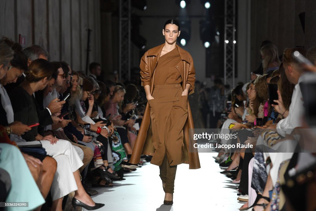 Max Mara - Runway - Milan Fashion Week Spring/Summer 2019