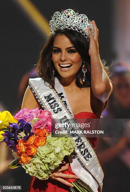 Miss Mexico Jimena Navarrete celebrates, News Photo