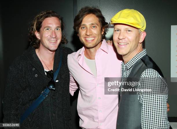 Mo Rais Writer Ian Murphy (Writer) Photos and Premium High Res Pictures - Getty Images
