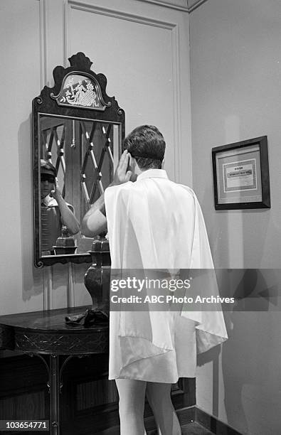 Diddle Riddle Pub 637 Hi Diddle Riddle Smack In The Middle Stock Photos, High-Res ...