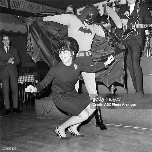 Batman Premier Party" - Shoot date January 12, 1966. UNKNOWN ACTORS