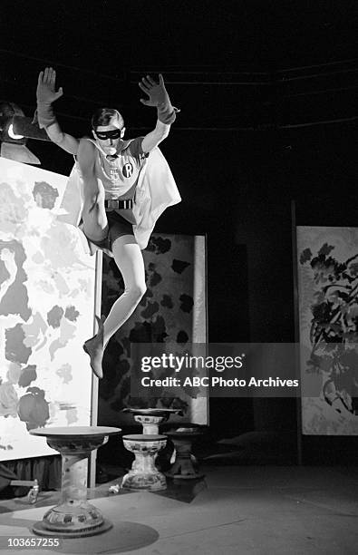 Diddle Riddle Pub 637 Hi Diddle Riddle Smack In The Middle Stock Photos, High-Res ...
