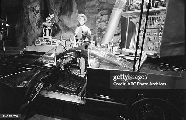 Diddle Riddle Pub 637 Hi Diddle Riddle Smack In The Middle Stock Photos, High-Res ...