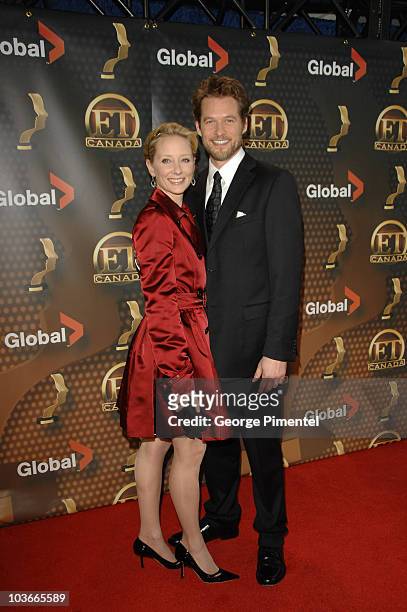 Anne Heche and James Tupper from "Men in Trees" attend The 22nd Annual Gemini Awards at the Conexus Arts Centre on October 28, 2007 in Regina, Canada.
