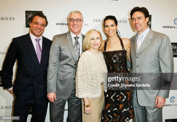 Larry Bruce 129 Saks Fifth Avenue Beverly Hills Larry Bruce Stock Photos, High-Res ...