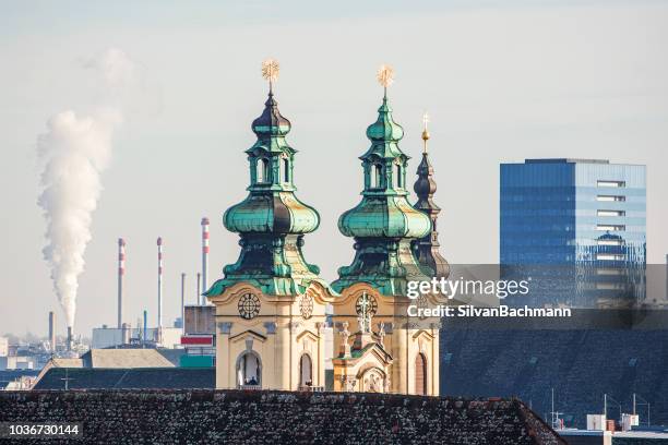 city skyline with old cathedral, linz, austria - linz stock-fotos und bilder