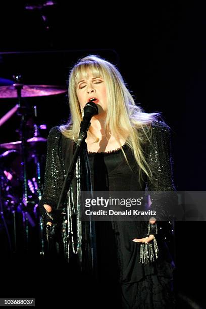 Stevie Nicks performs at the Trump Taj Mahal on August 27, 2010 in Atlantic City, New Jersey.