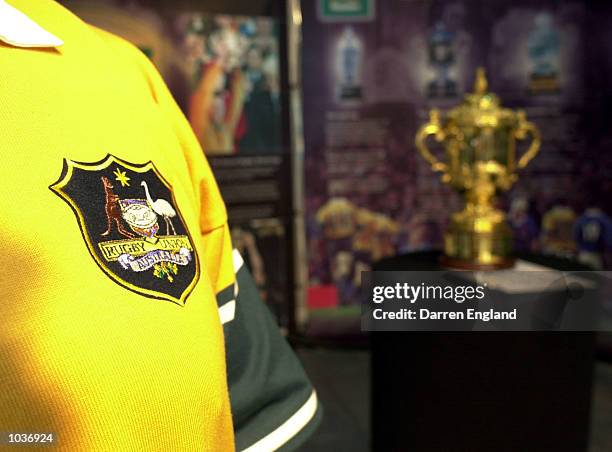 Australian Rugby Union Fan looks at the World Cup during a promotional visit to the Queen Street Mall in Brisbane, Australia. DIGITAL IMAGE....